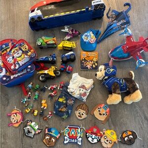 Paw Patrol Colorful Action Figure and Vehicle Set
